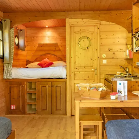 Сasa de vacaciones La Roulotte Rouge Monsac