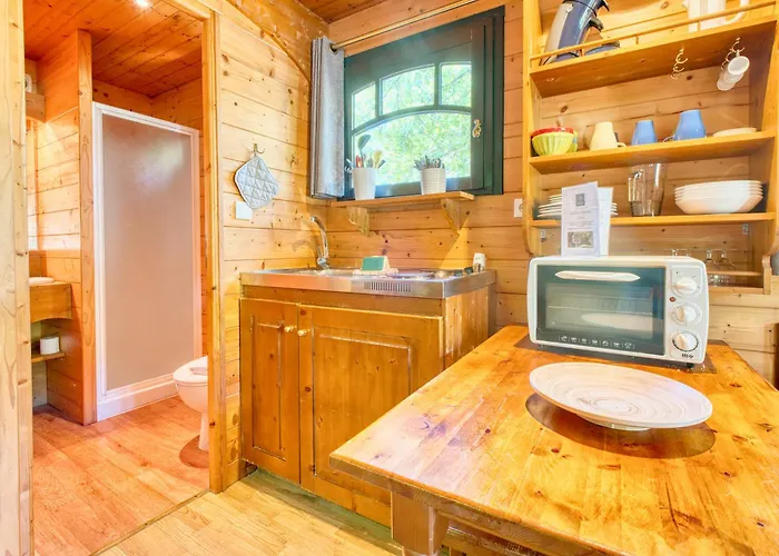 La Roulotte Rouge * Monsac