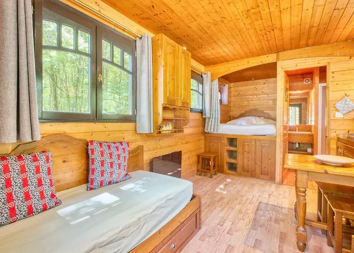 Casa de Férias La Roulotte Rouge *