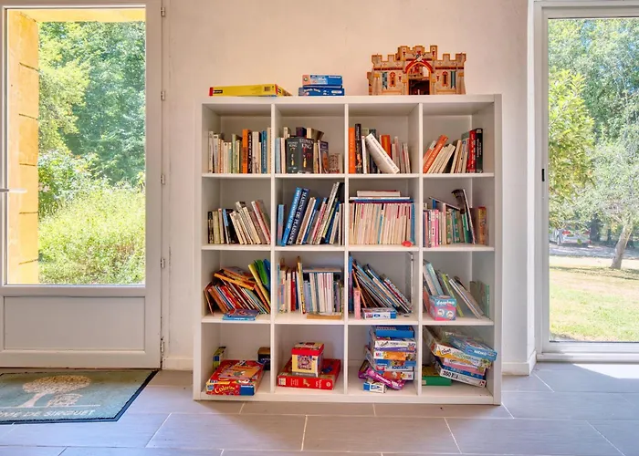 La Roulotte Rouge Monsac